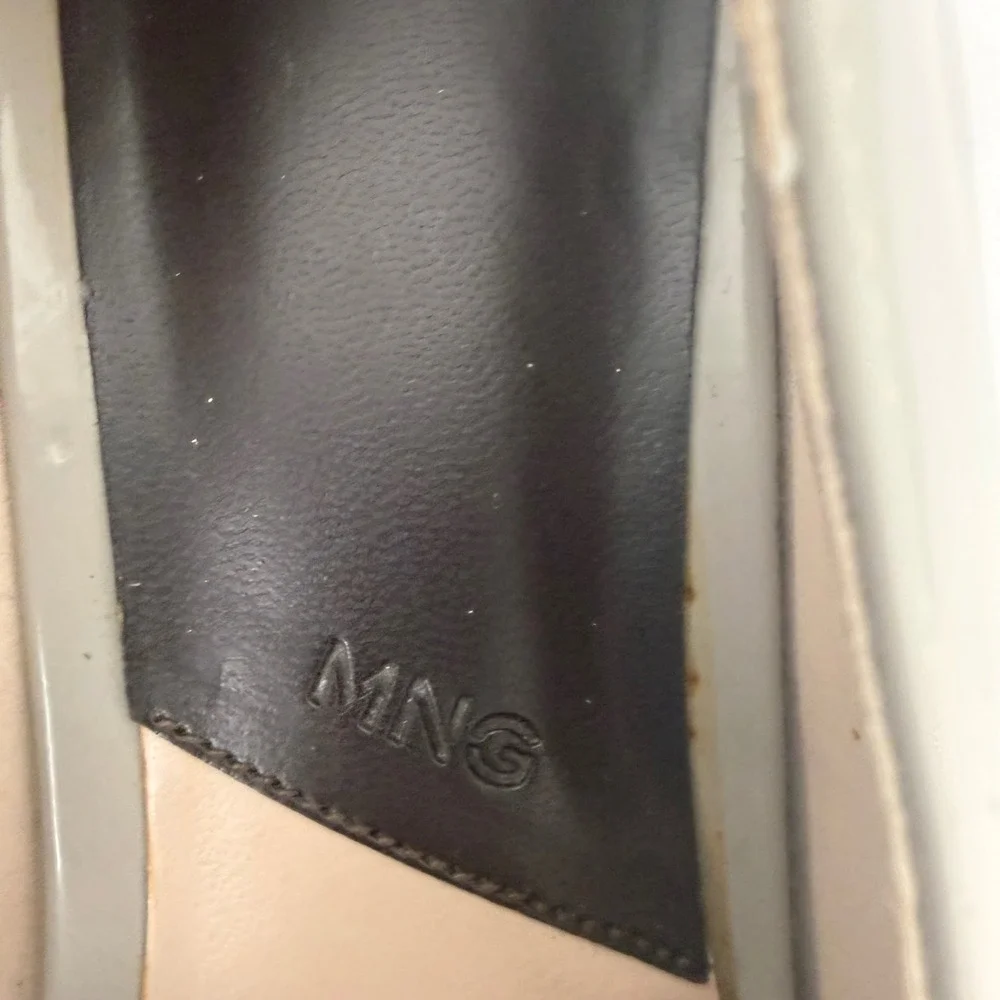 Mango MNG Taupe Grey Patent Kiltie Fringe Loafers Almond Toe‎ Flats EU 37
